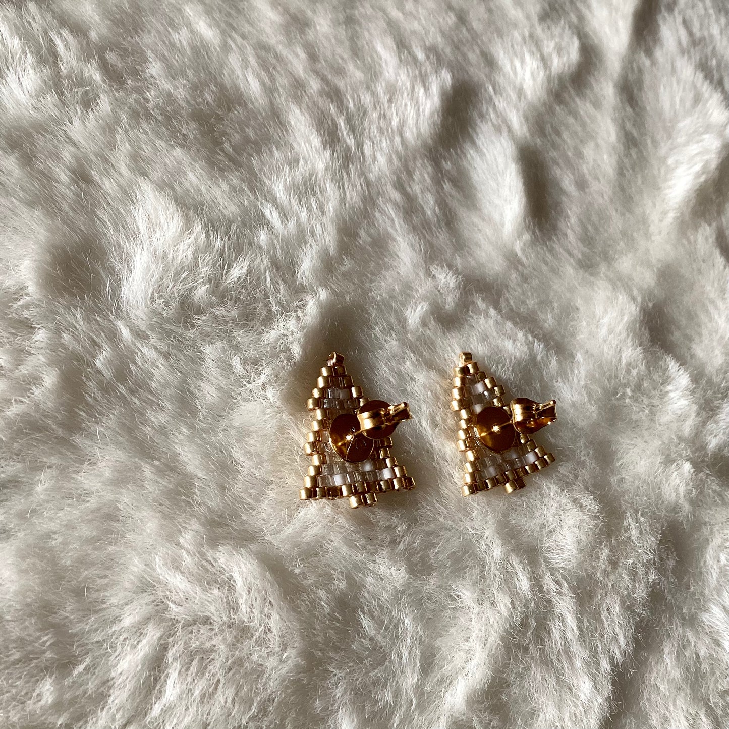 Tannenbaum-Motiv Perlenohrstecker für stilvolle Weihnachten