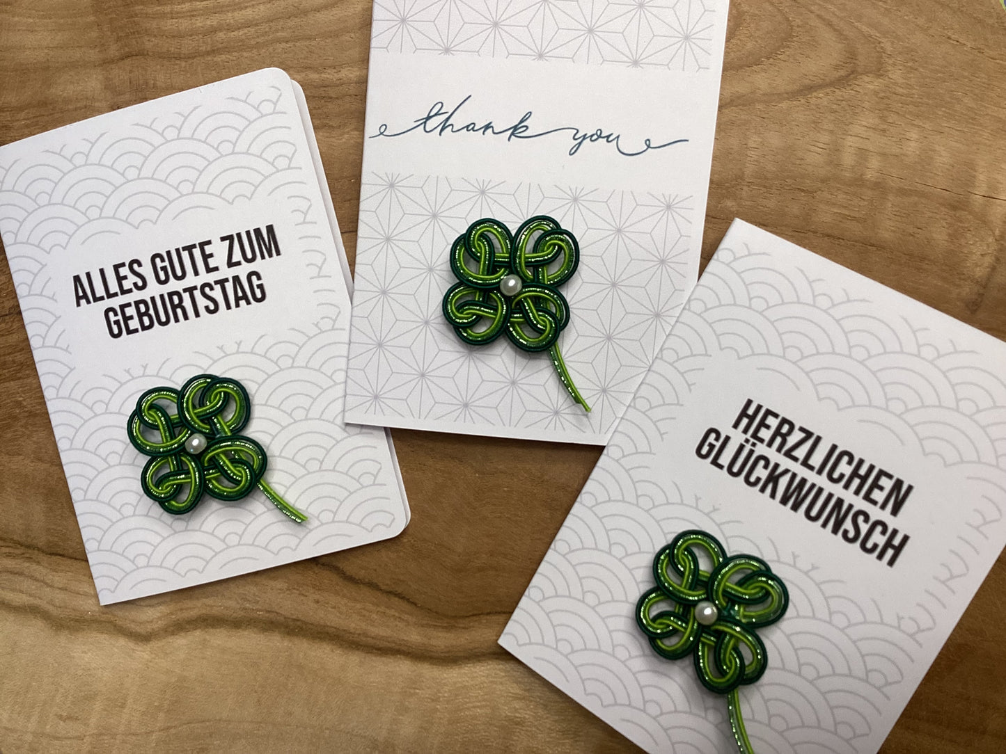 Vier-Kleeblatt Motiv aus Mizuhiki – A6 Grußkarte mit Magnet