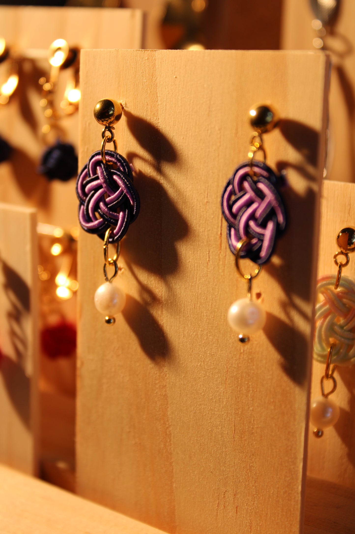 Mizuhiki Ume freshwater pearl & gold ball stud earrings