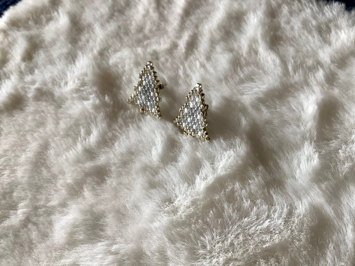 Tannenbaum-Motiv Perlenohrstecker für stilvolle Weihnachten