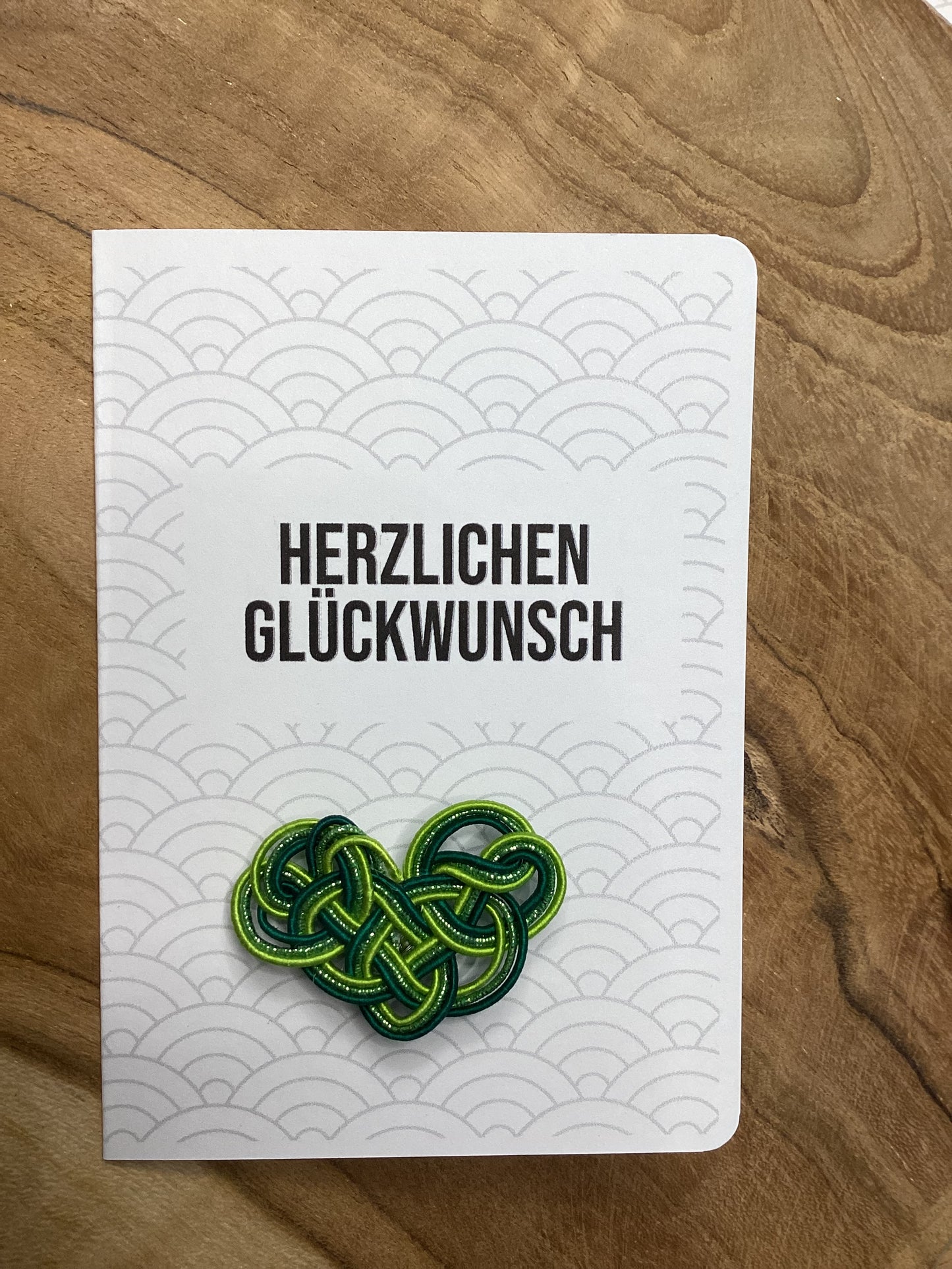 Herz-Motiv aus Mizuhiki – A6 Grußkarte mit Magnet