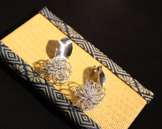 Mizuhiki POMPON with large silver plate earrings