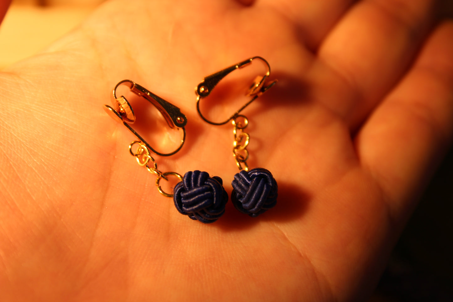 Mizuhiki TAMAMUSUBI earrings with gold clips 