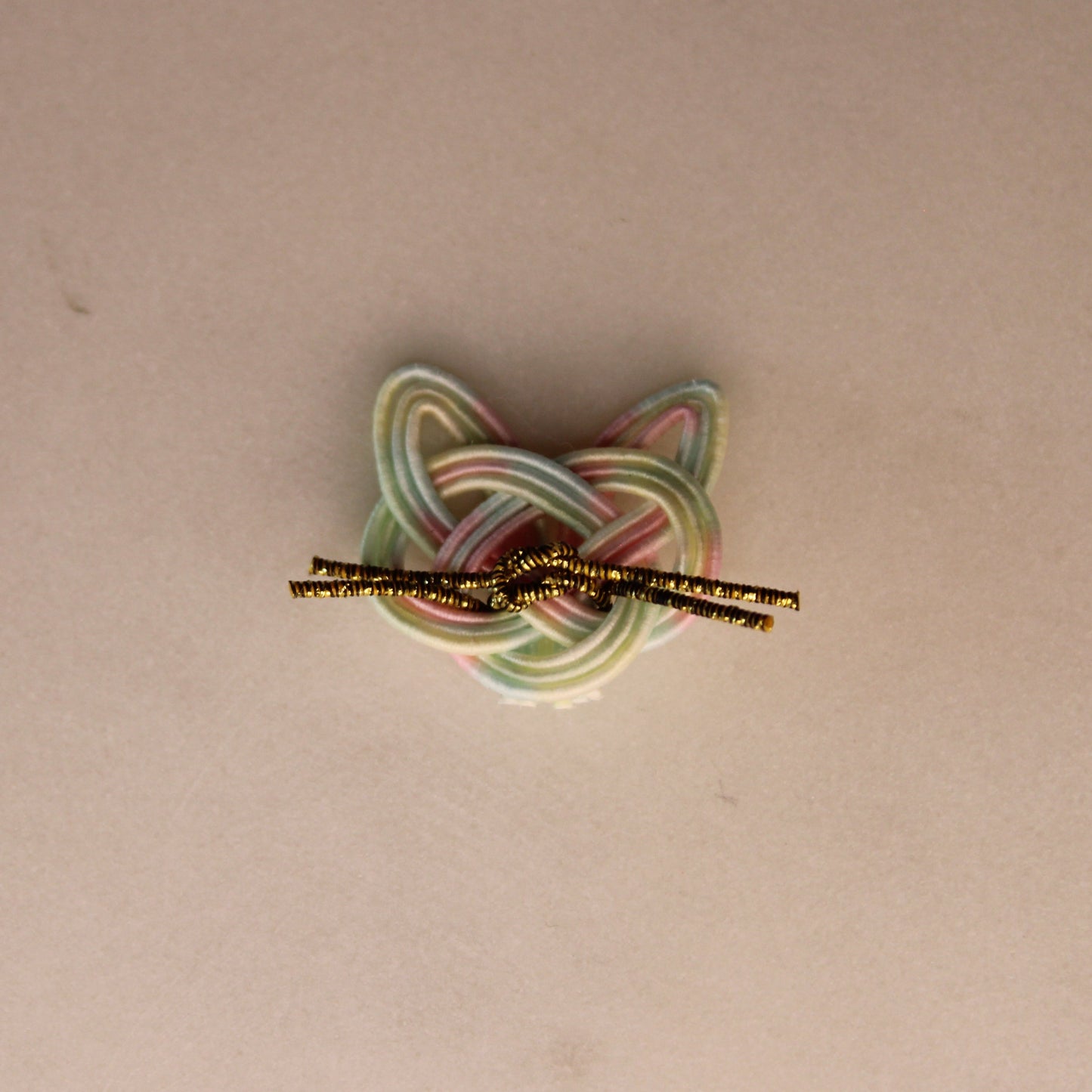 Mizuhiki-Katzen Magnet