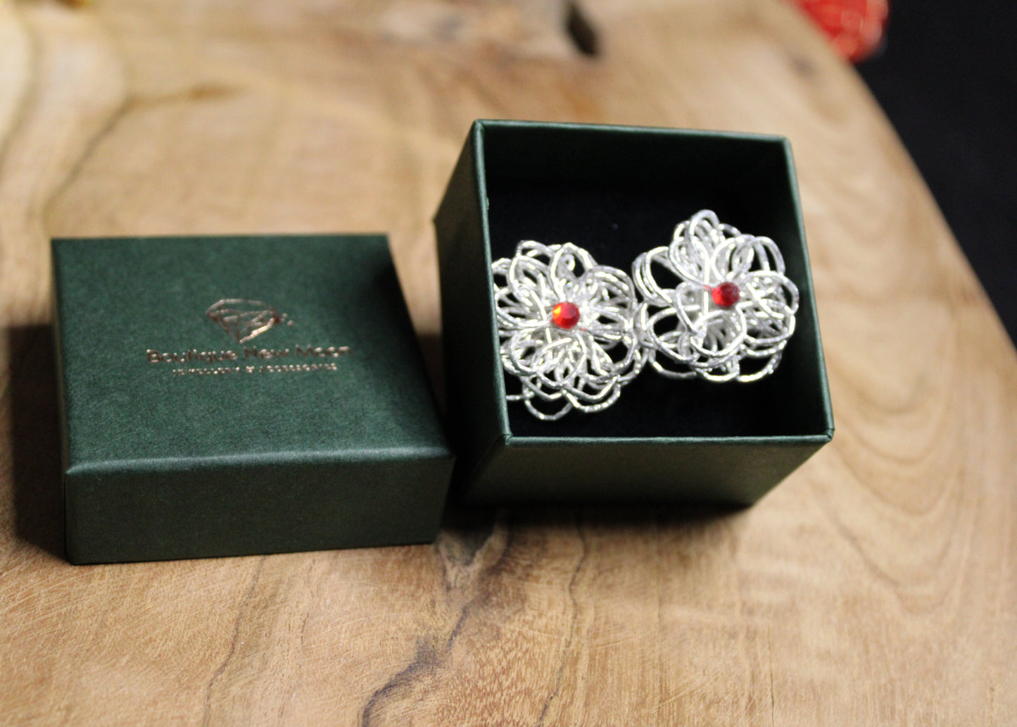 Mizuhiki Pompon stud earrings in silver with crystal bead – timelessly elegant design