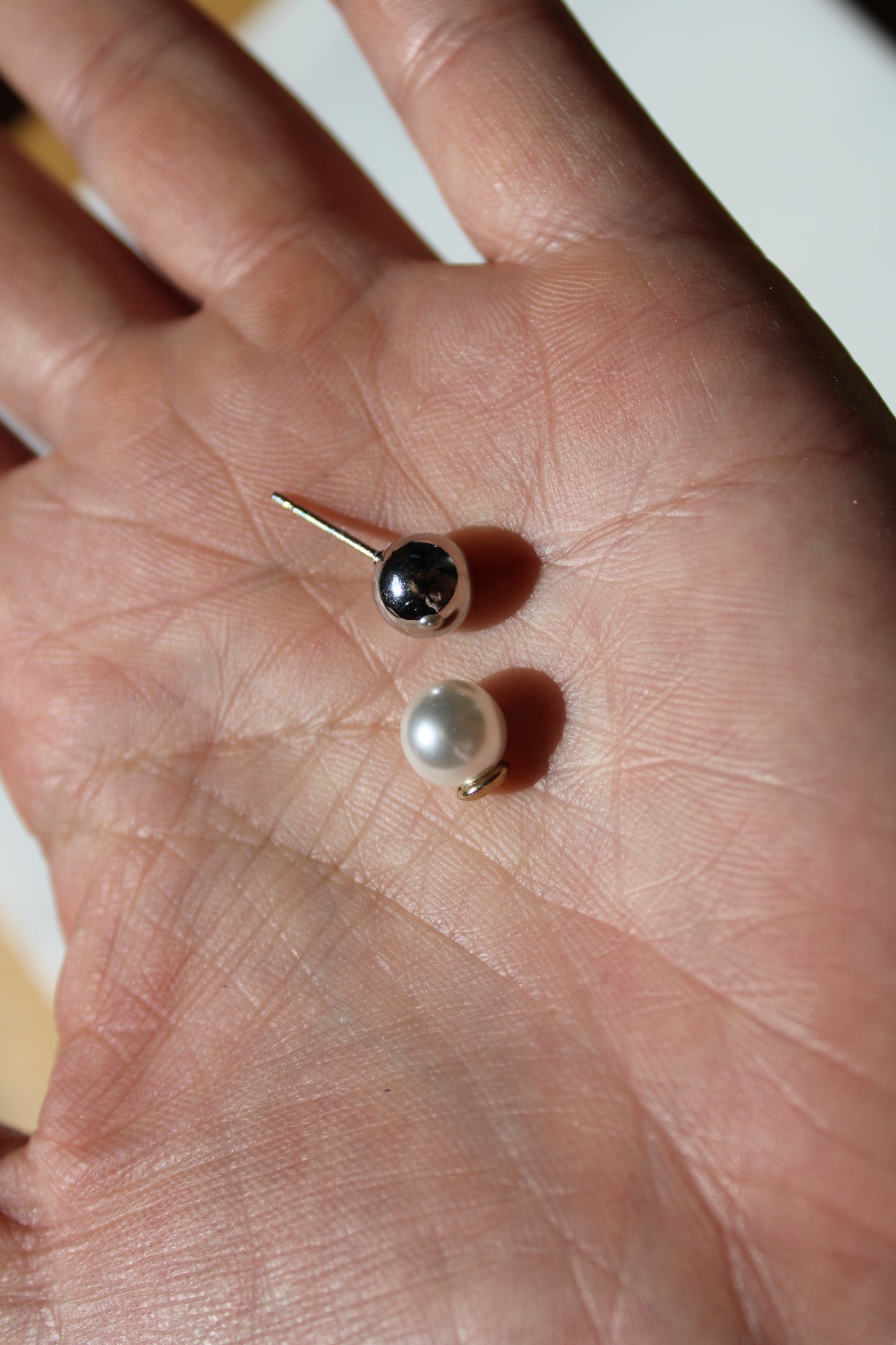 Große Edelstahl Ohrstecker – Mizuhiki-inspiriertes Vierkleeblatt in Silber